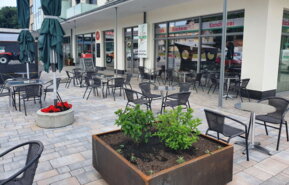 Terrasse der Filiale Neue Mitte